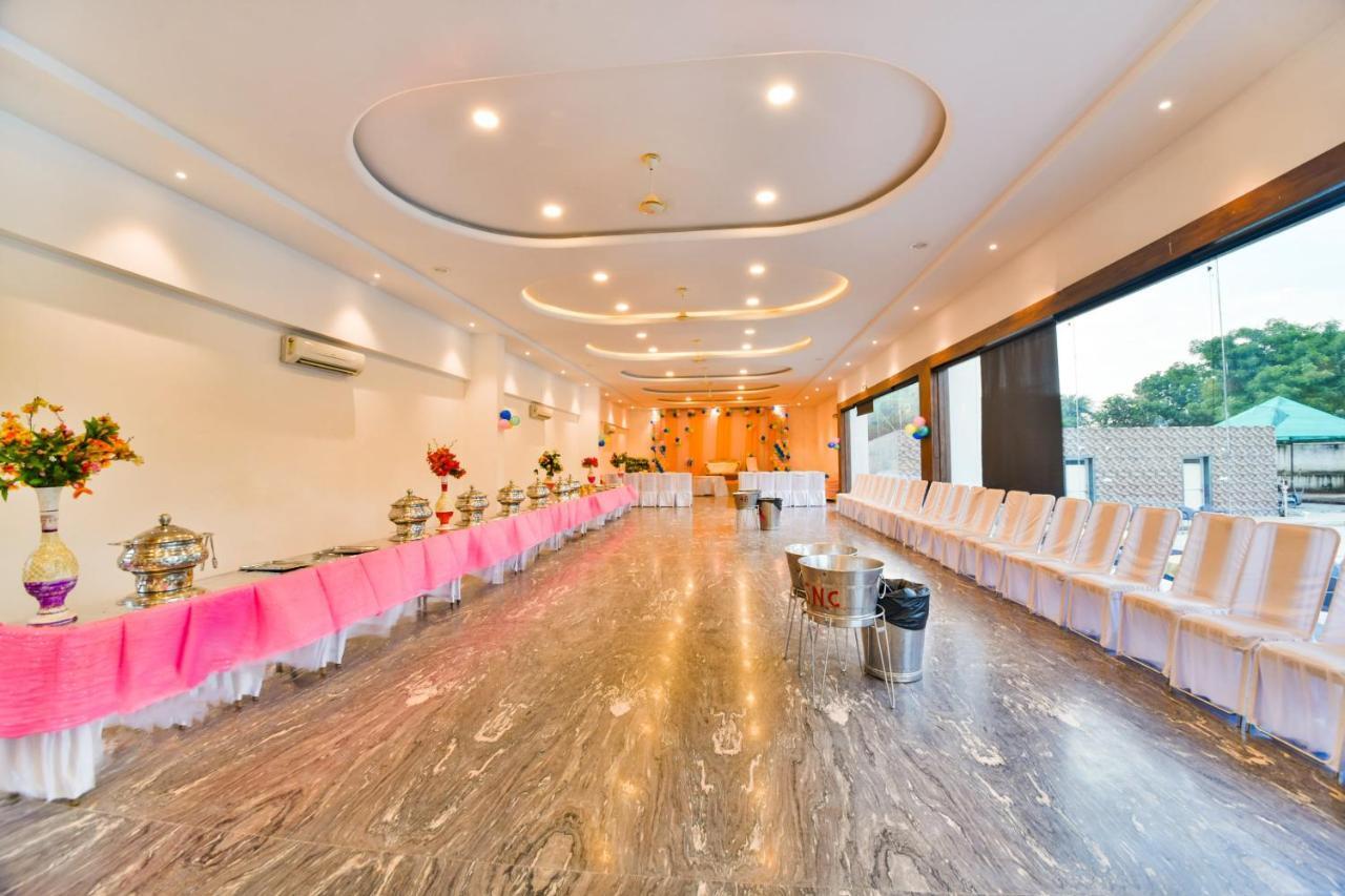 Palette - The Elegance Resort Chittorgarh Esterno foto
