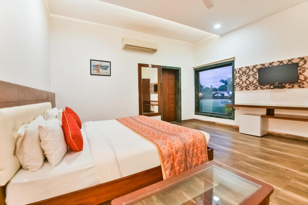 Palette - The Elegance Resort Chittorgarh Esterno foto